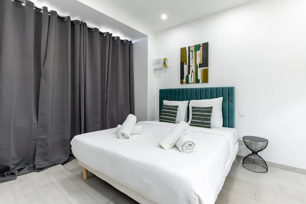 파리 Lemercier Batignolles Cosy Studio 2P 아파트